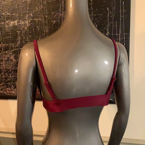 PINK by Victoria’s Secret Bonded Scallop Edge Plunge Front Bra - Picture 4 of 9